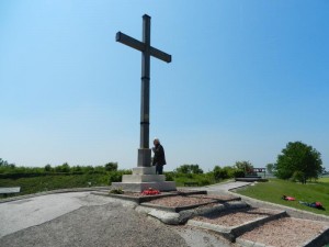 Head Honcho Rhino Eric Delve, the Cross, Lochnagar Crater, La Boiselle, France